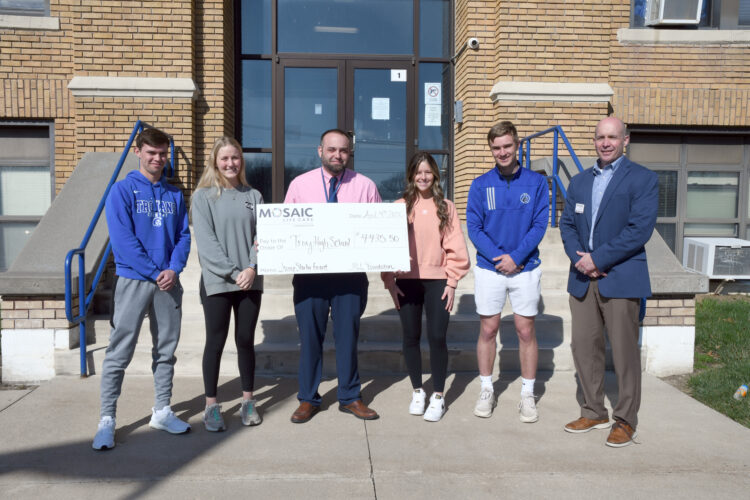 Area Students Receive Jump Starter Grant